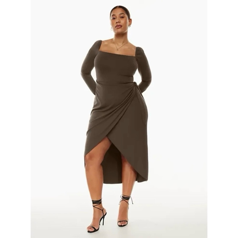 Aritzia Wilfred Saturn Long Sleeve Midi Dress - Picture 2 of 8